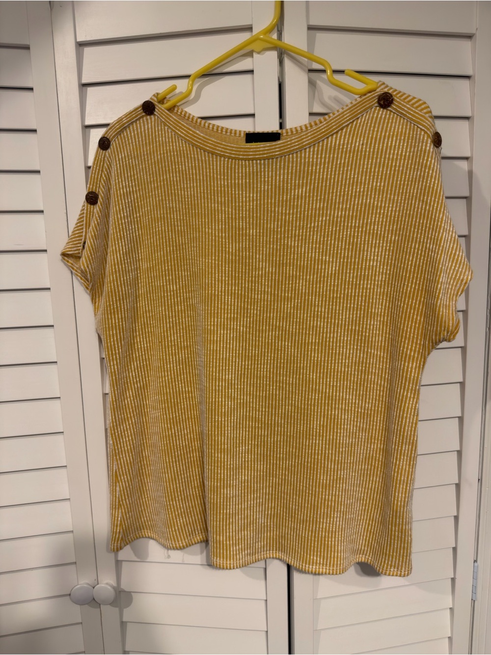 W5 Yellow Striped Short-Sleeve Button-Shoulder Top